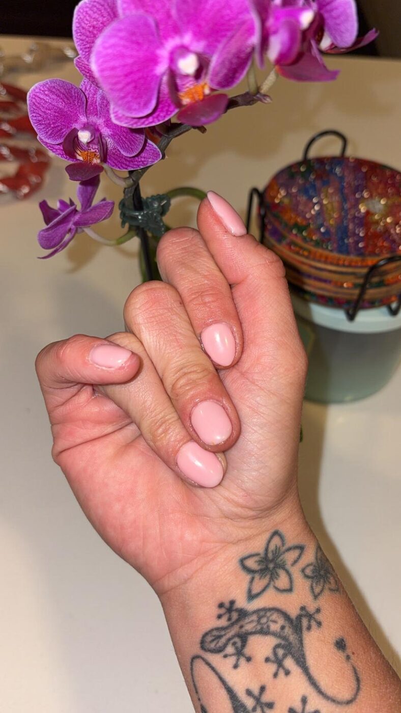 Blush nails with orchid